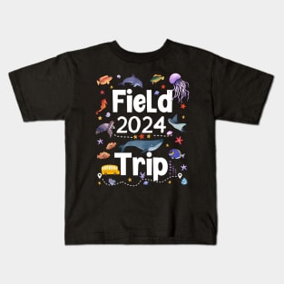 Field 2024 Trip Squad School Teacher Students Kids Funny Kids T-Shirt